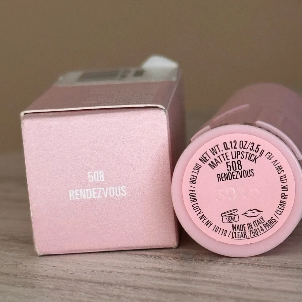 Kylie Cosmetics Matte Lipstick - Rendezvous